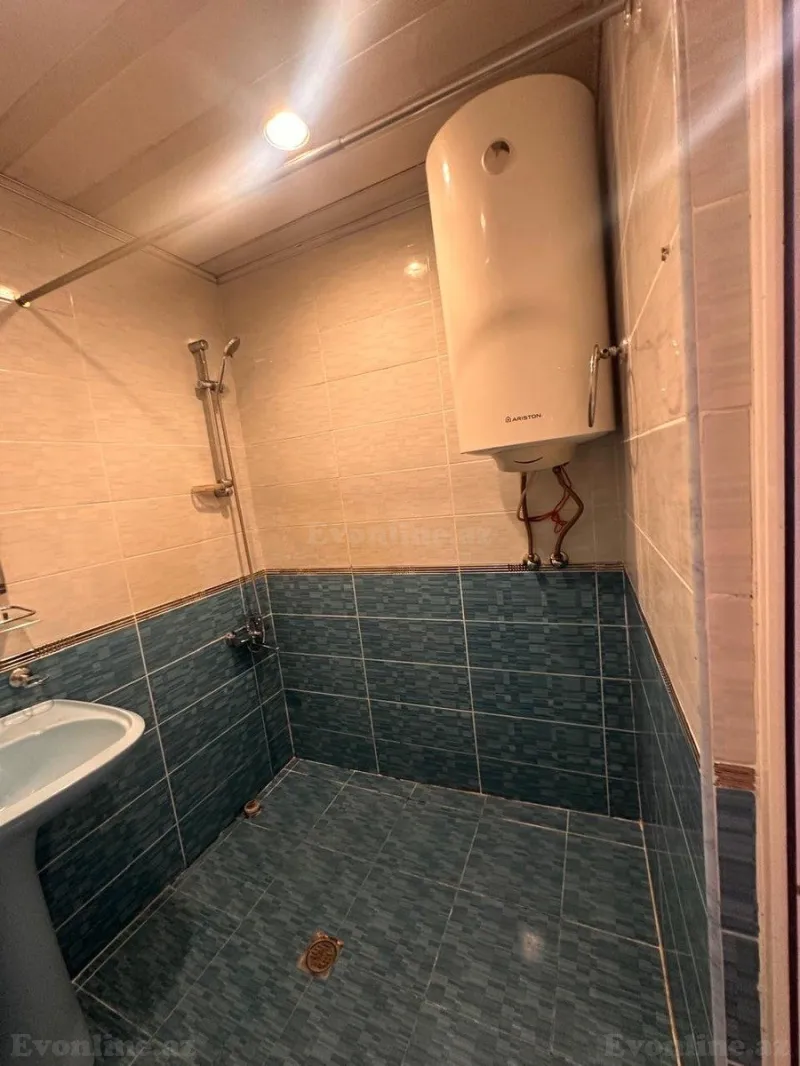 Satılır 2 otaqlı Mənzil Köhnə tikili 60 m² Suraxanı r. - şəkil 15