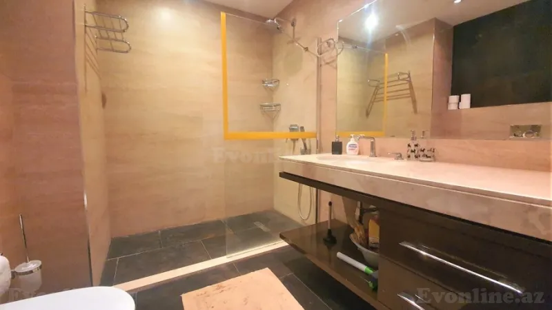 Kirayə verilir 2 otaqlı Mənzil Yeni tikili 120 m² Səbail r. - şəkil 9