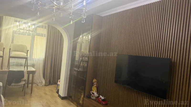 Satılır 2 otaqlı Mənzil Köhnə tikili 68 m² Binəqədi r.