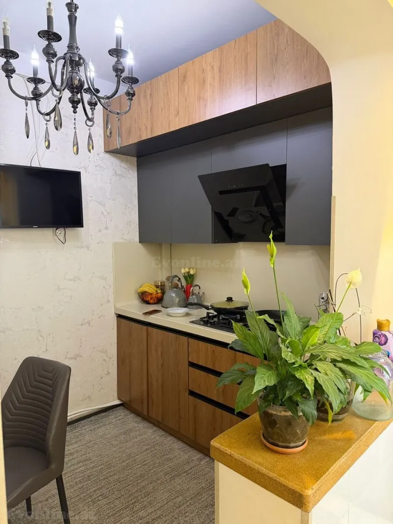 Satılır 2 otaqlı Mənzil Köhnə tikili 68 m² Binəqədi r. - şəkil 8