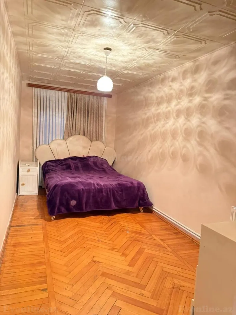 Satılır 3 otaqlı Mənzil Köhnə tikili 75 m² Gənclik m. - şəkil 5