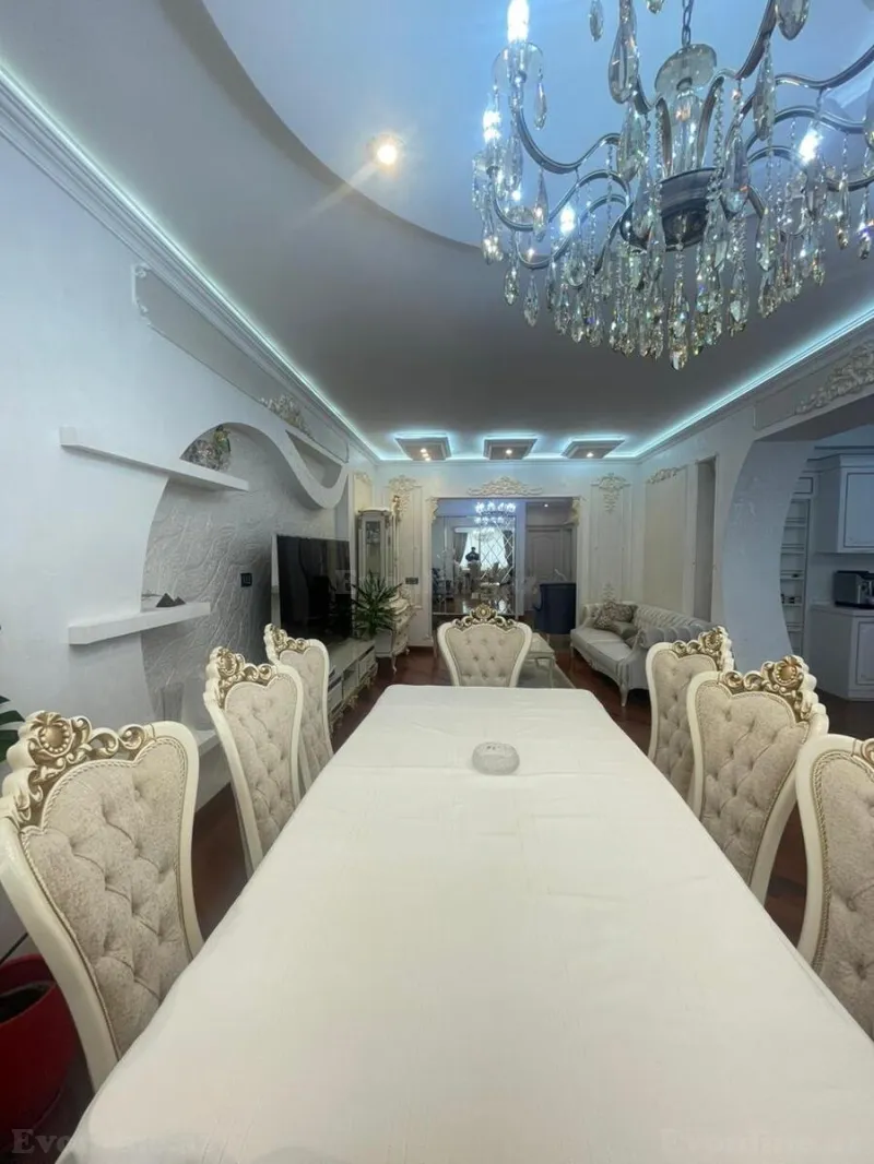 Satılır 4 otaqlı Mənzil Yeni tikili 170 m² Badamdar - şəkil 2