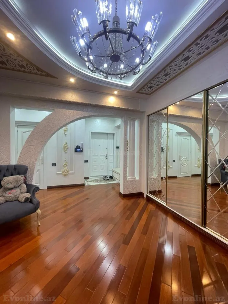 Satılır 4 otaqlı Mənzil Yeni tikili 170 m² Badamdar - şəkil 9