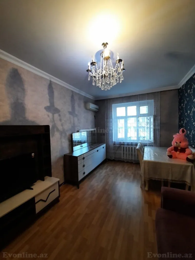 Satılır 2 otaqlı Mənzil Köhnə tikili 51 m² Həzi Aslanov