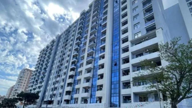 Satılır 2 otaqlı Mənzil Yeni tikili 57 m² Qara Qarayev m. - şəkil 2