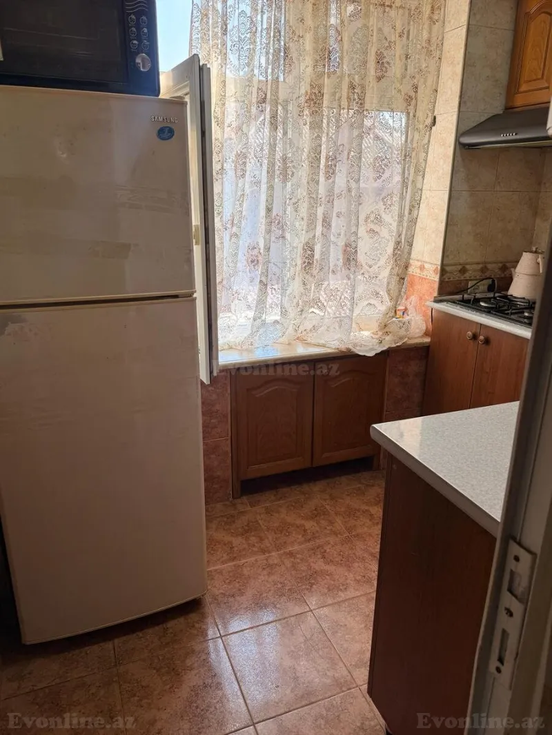 Satılır 3 otaqlı Mənzil Köhnə tikili 70 m² Nəriman Nərimanov m. - şəkil 3