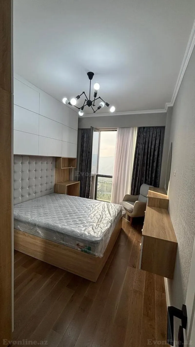 Kirayə verilir 3 otaqlı Mənzil Yeni tikili 90 m² İnşaatçılar m. - şəkil 5
