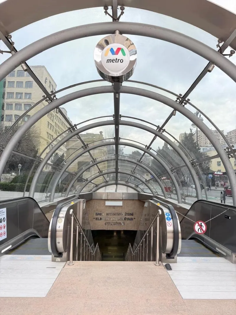 Satılır 2 otaqlı Mənzil Yeni tikili 53.6 m² Elmlər Akademiyası m.