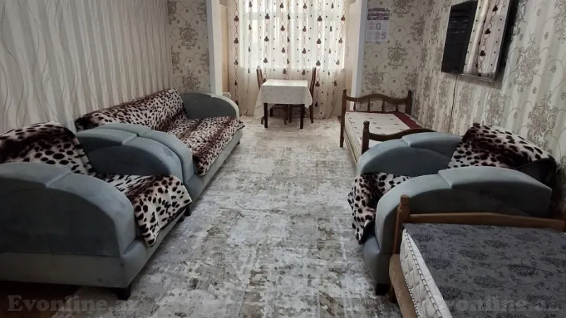 Kirayə verilir 2 otaqlı Mənzil Köhnə tikili 50 m² Nəriman Nərimanov m.