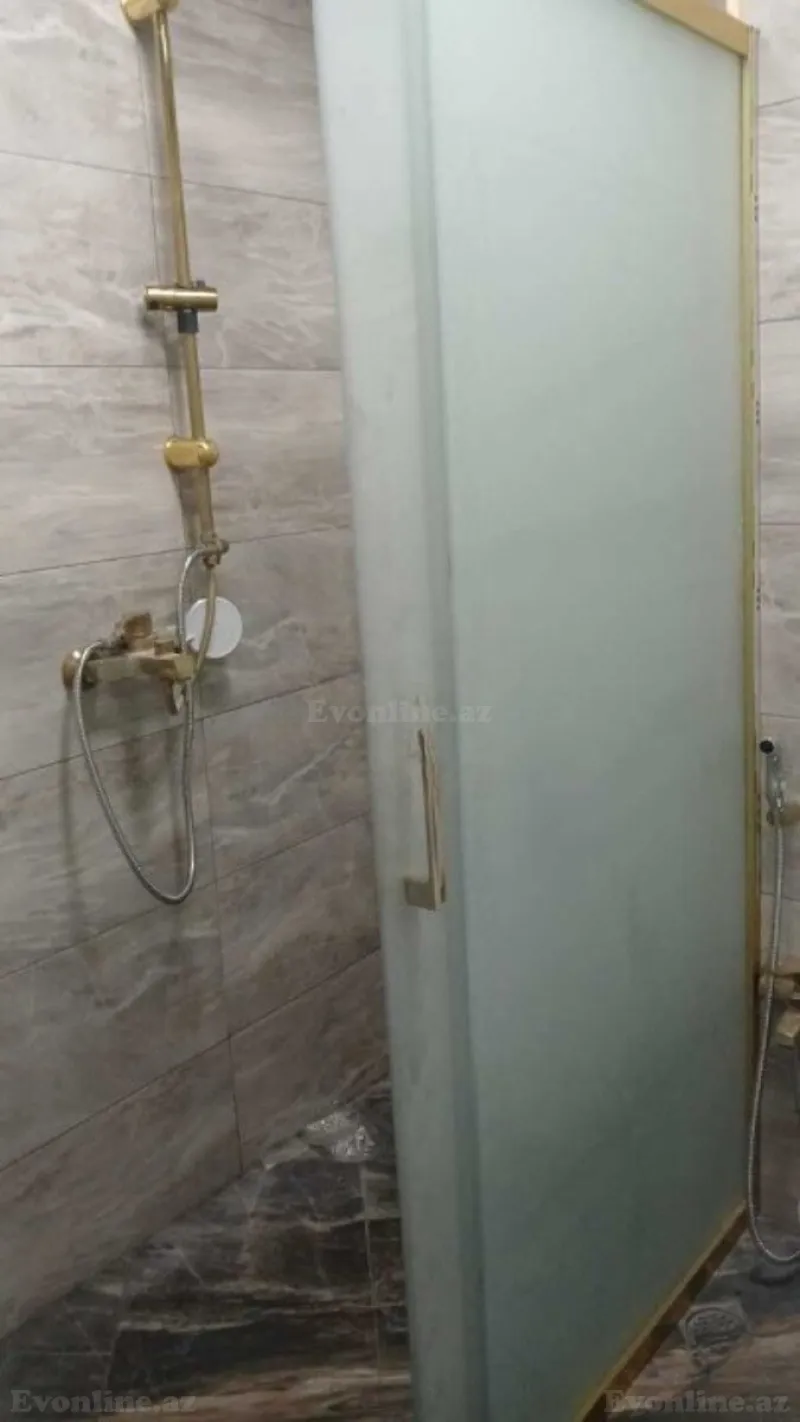 Kirayə verilir 2 otaqlı Mənzil Yeni tikili 80 m² 28 May m. - şəkil 13