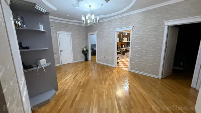 Satılır 4 otaqlı Mənzil Yeni tikili 160 m² 8-ci kilometr - şəkil 2