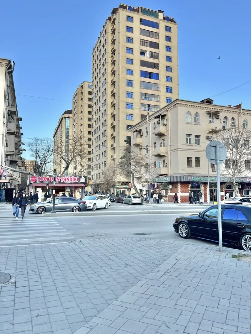 Satılır 4 otaqlı Mənzil Yeni tikili 240 m² Nəriman Nərimanov m. - şəkil 3