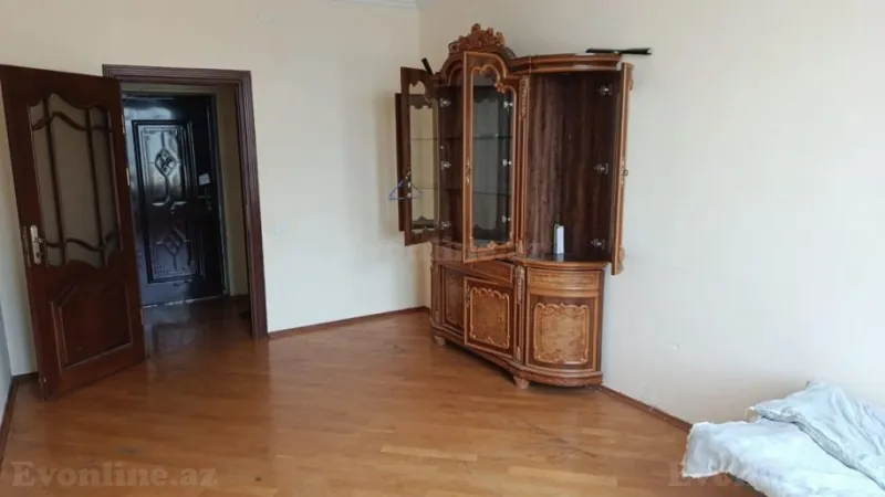 Kirayə verilir 3 otaqlı Mənzil Yeni tikili 98 m² Həzi Aslanov