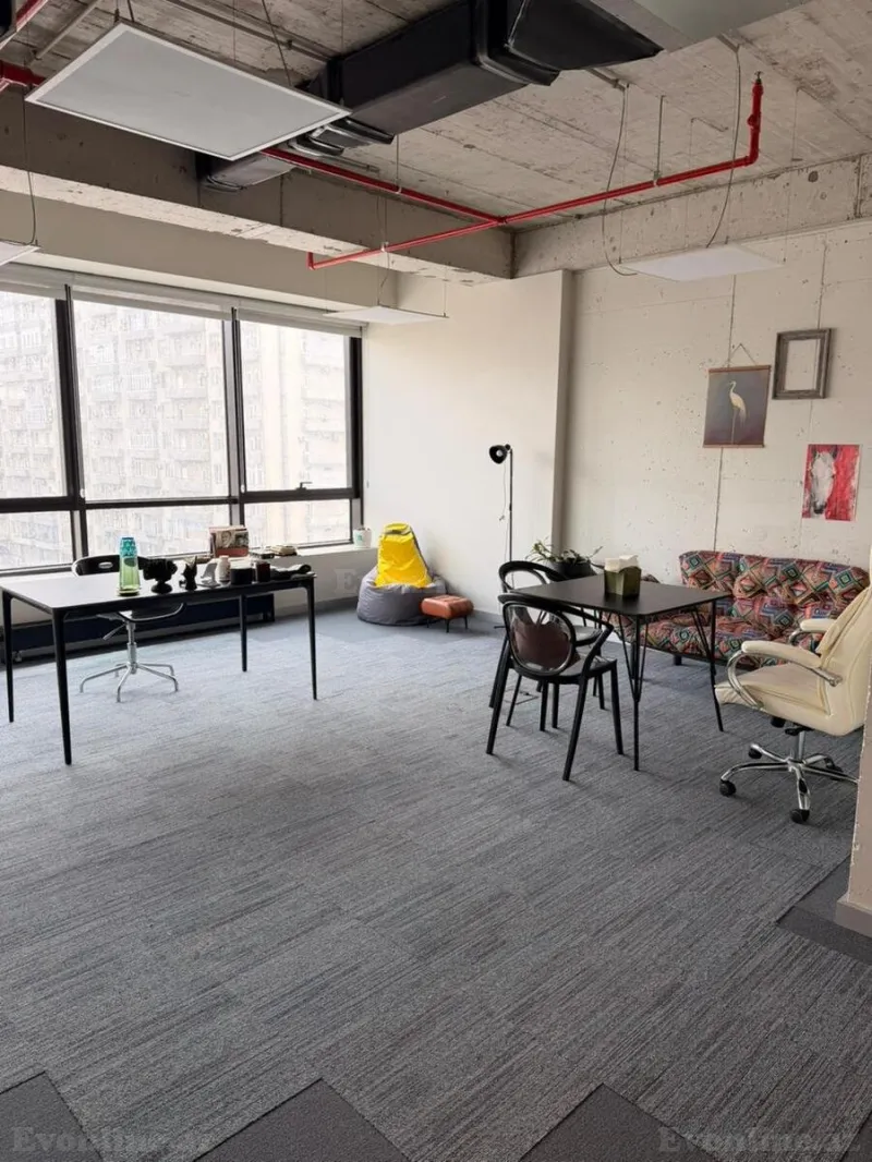 Kirayə verilir Ofis 106 m² Nəsimi r. - şəkil 9