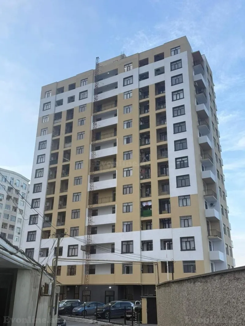 Satılır 2 otaqlı Mənzil Yeni tikili 70 m² Neftçilər m.