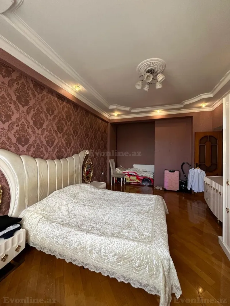 Satılır 3 otaqlı Mənzil Yeni tikili 136 m² 1-ci mikrorayon - şəkil 4