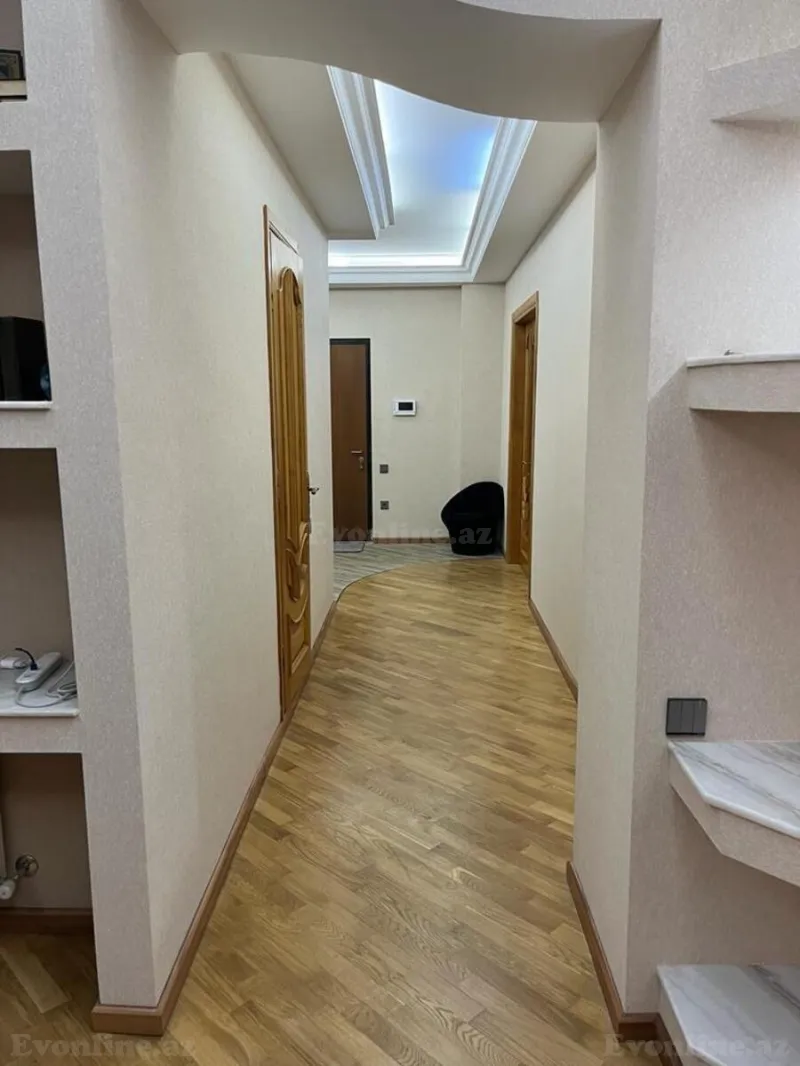 Satılır 3 otaqlı Mənzil Yeni tikili 155 m² 28 May m. - şəkil 14