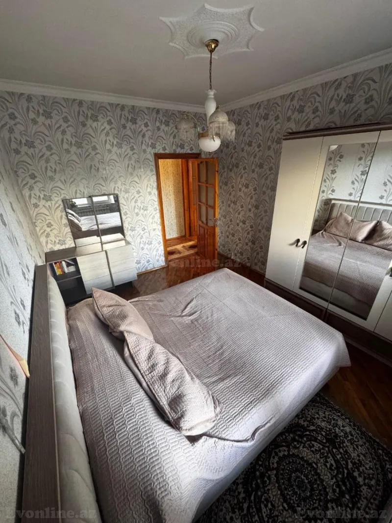 Satılır 2 otaqlı Mənzil Köhnə tikili 65 m² 8-ci mikrorayon - şəkil 5