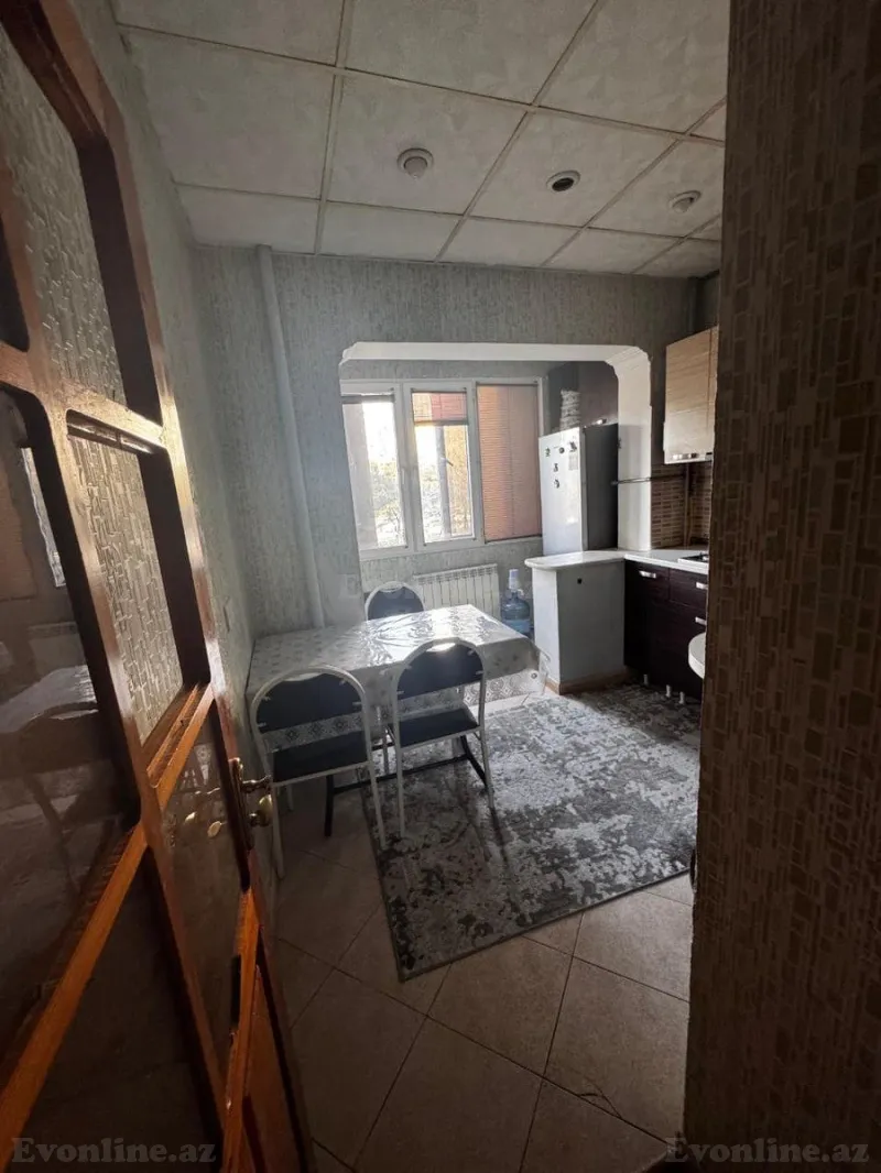 Satılır 2 otaqlı Mənzil Köhnə tikili 65 m² 8-ci mikrorayon - şəkil 7