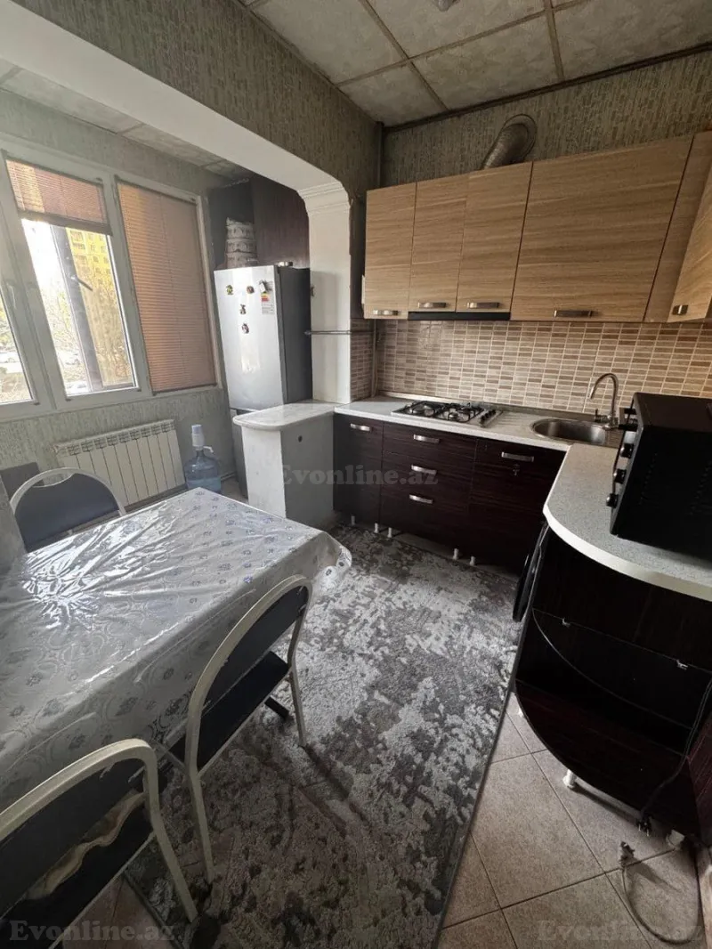 Satılır 2 otaqlı Mənzil Köhnə tikili 65 m² 8-ci mikrorayon - şəkil 8