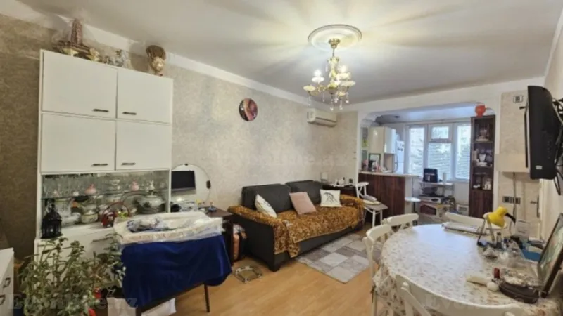 Satılır 2 otaqlı Mənzil Köhnə tikili 40 m² Yasamal - şəkil 2