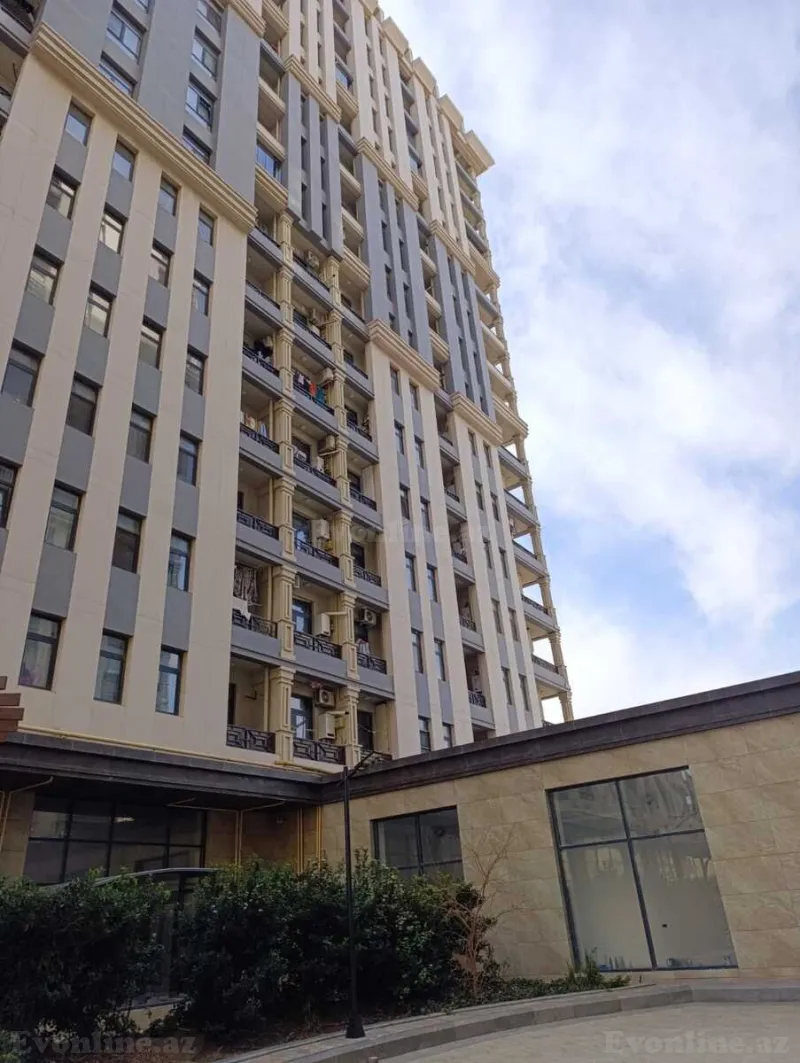 Satılır 4 otaqlı Mənzil Yeni tikili 125 m² Nizami m.