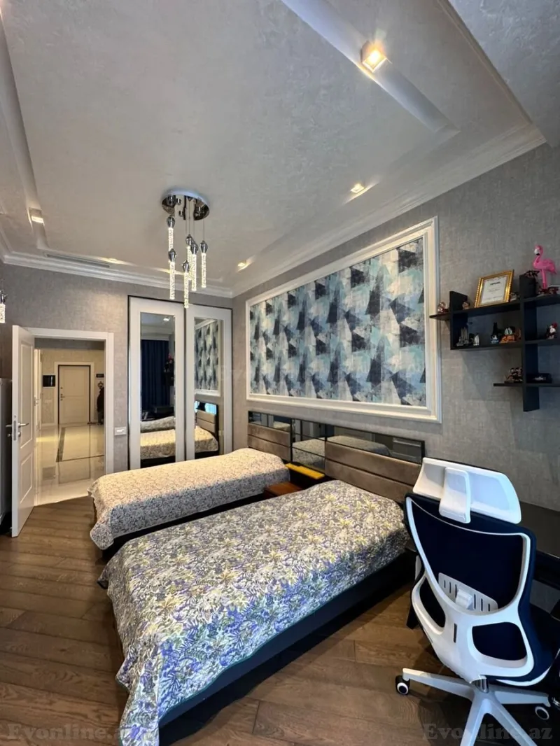 Satılır 4 otaqlı Mənzil Yeni tikili 165 m² Nəsimi r. - şəkil 7