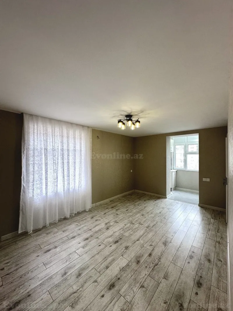 Satılır 2 otaqlı Mənzil Köhnə tikili 35 m² Yasamal - şəkil 2