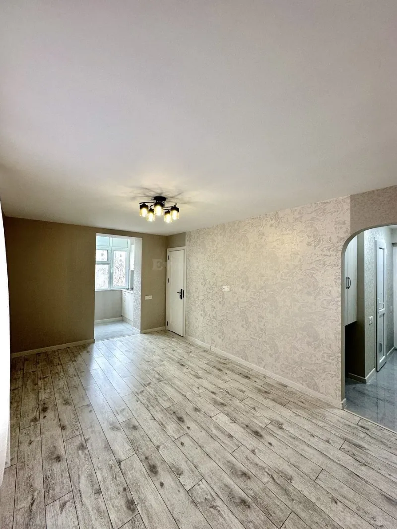 Satılır 2 otaqlı Mənzil Köhnə tikili 35 m² Yasamal - şəkil 3