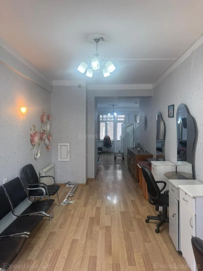 Kirayə verilir Ofis 65 m² Gənclik m. - şəkil 8