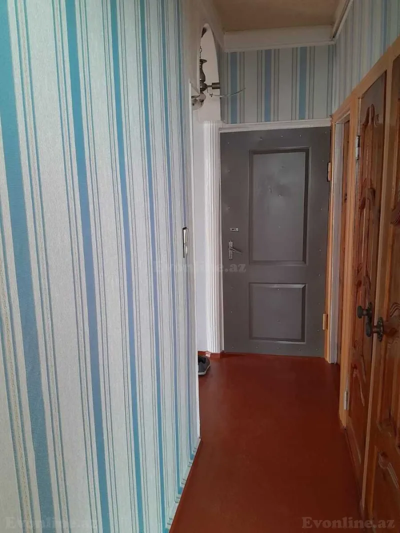 Satılır 2 otaqlı Mənzil Köhnə tikili 70 m² Suraxanı r. - şəkil 8