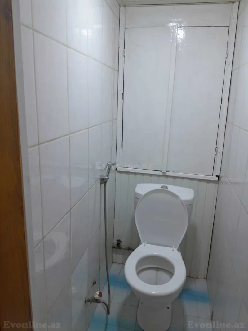 Satılır 2 otaqlı Mənzil Köhnə tikili 70 m² Suraxanı r. - şəkil 14