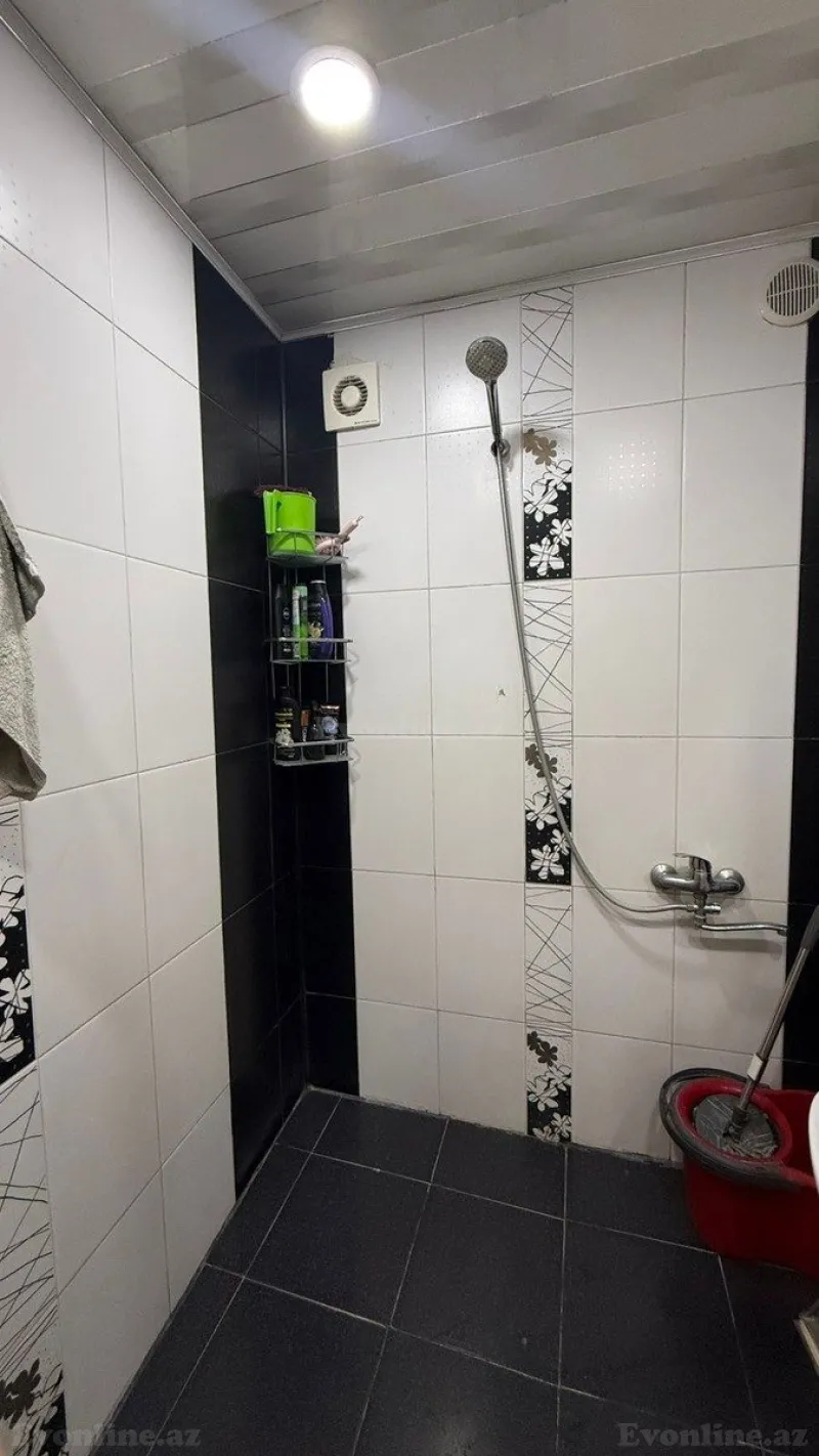 Satılır 3 otaqlı Mənzil Köhnə tikili 70 m² Xalqlar Dostluğu m. - şəkil 14