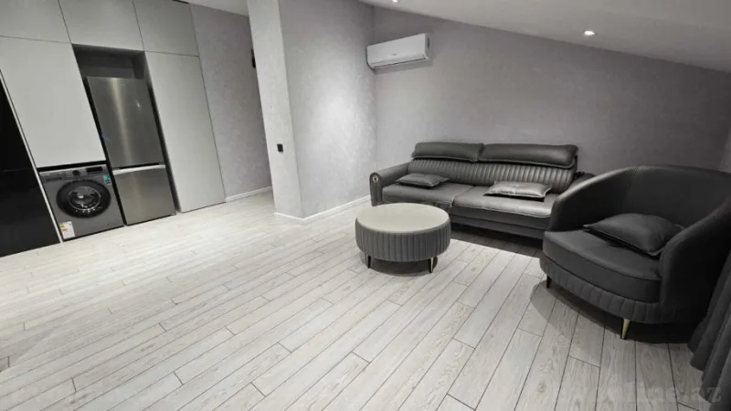 Satılır 2 otaqlı Mənzil Yeni tikili 75 m² Nizami m. - şəkil 2