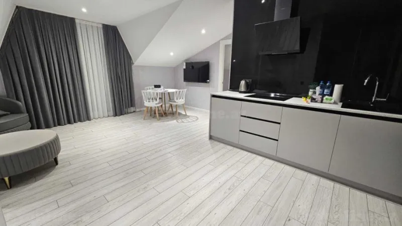 Satılır 2 otaqlı Mənzil Yeni tikili 75 m² Nizami m. - şəkil 3