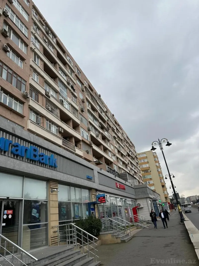 Satılır 1 otaqlı Mənzil Köhnə tikili 40 m² Gənclik m. - şəkil 2