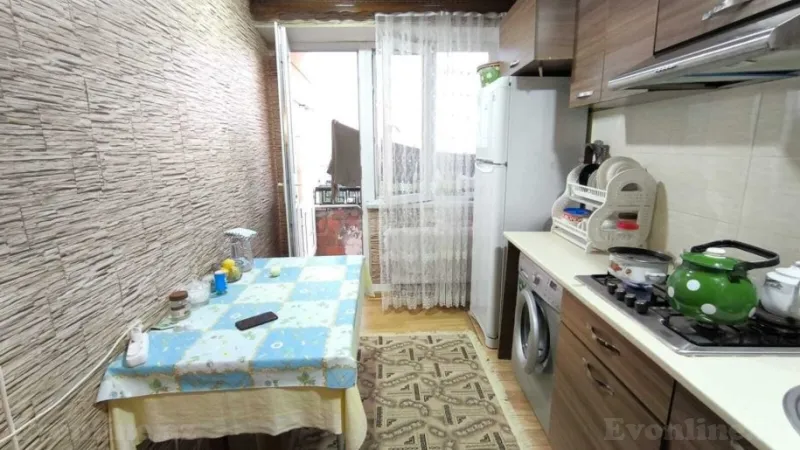 Satılır 4 otaqlı Mənzil Köhnə tikili 100 m² Xətai m. - şəkil 6