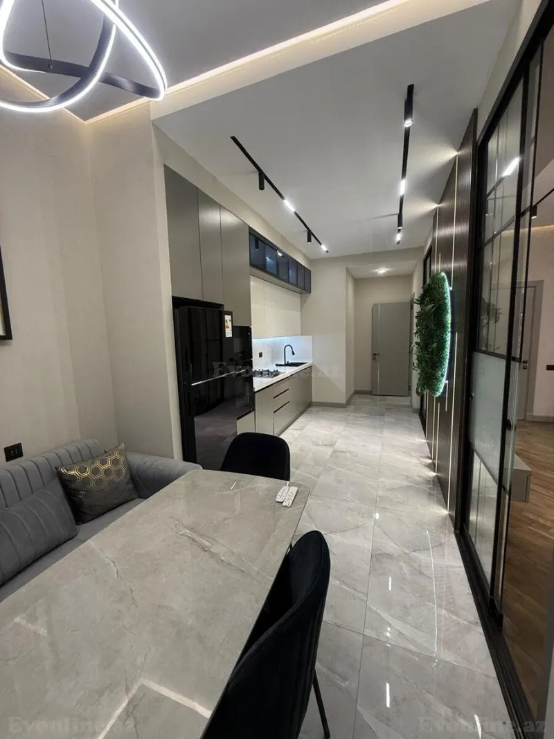 Satılır 3 otaqlı Mənzil Yeni tikili 156 m² Nərimanov r. - şəkil 4