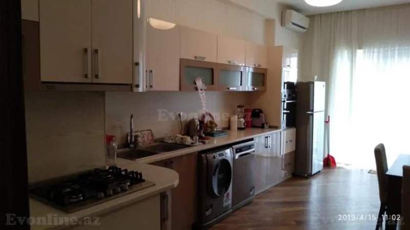 Kirayə verilir 4 otaqlı Mənzil Yeni tikili 180 m² Gənclik m. - şəkil 12