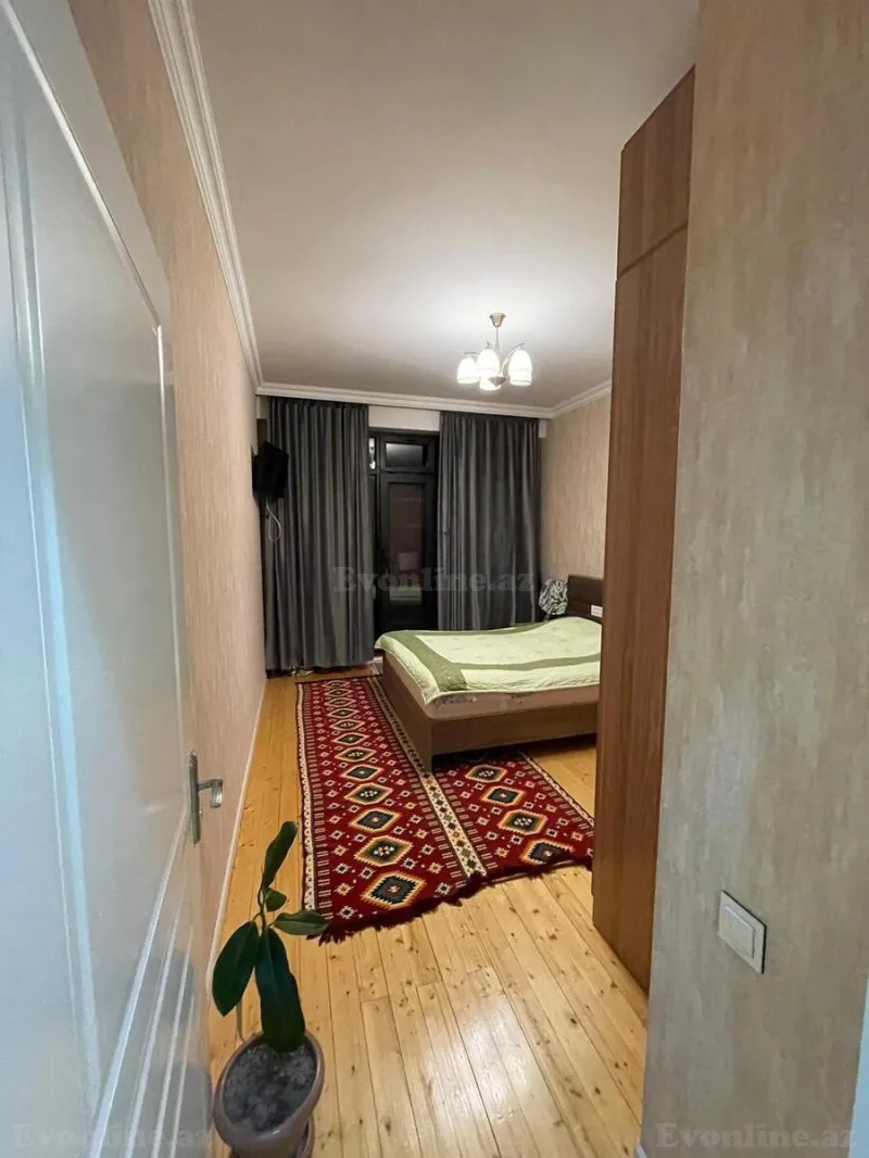 Satılır 3 otaqlı Mənzil Yeni tikili 105 m² 8 Noyabr m. - şəkil 3