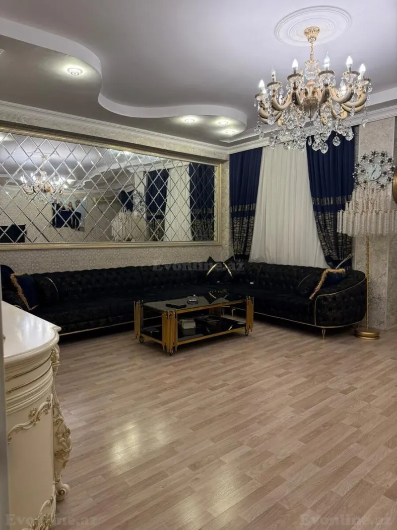 Satılır 3 otaqlı Mənzil Yeni tikili 136 m² 8 Noyabr m.