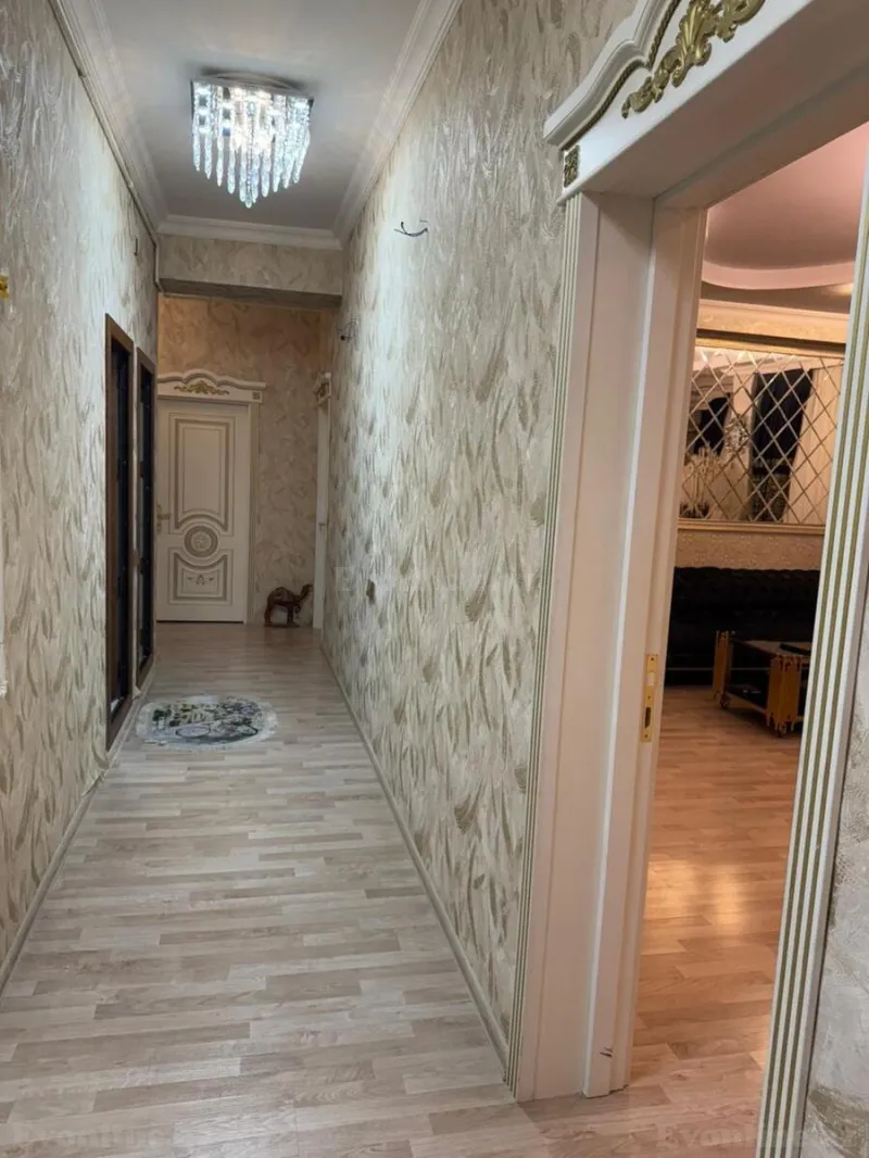 Satılır 3 otaqlı Mənzil Yeni tikili 136 m² 8 Noyabr m. - şəkil 12