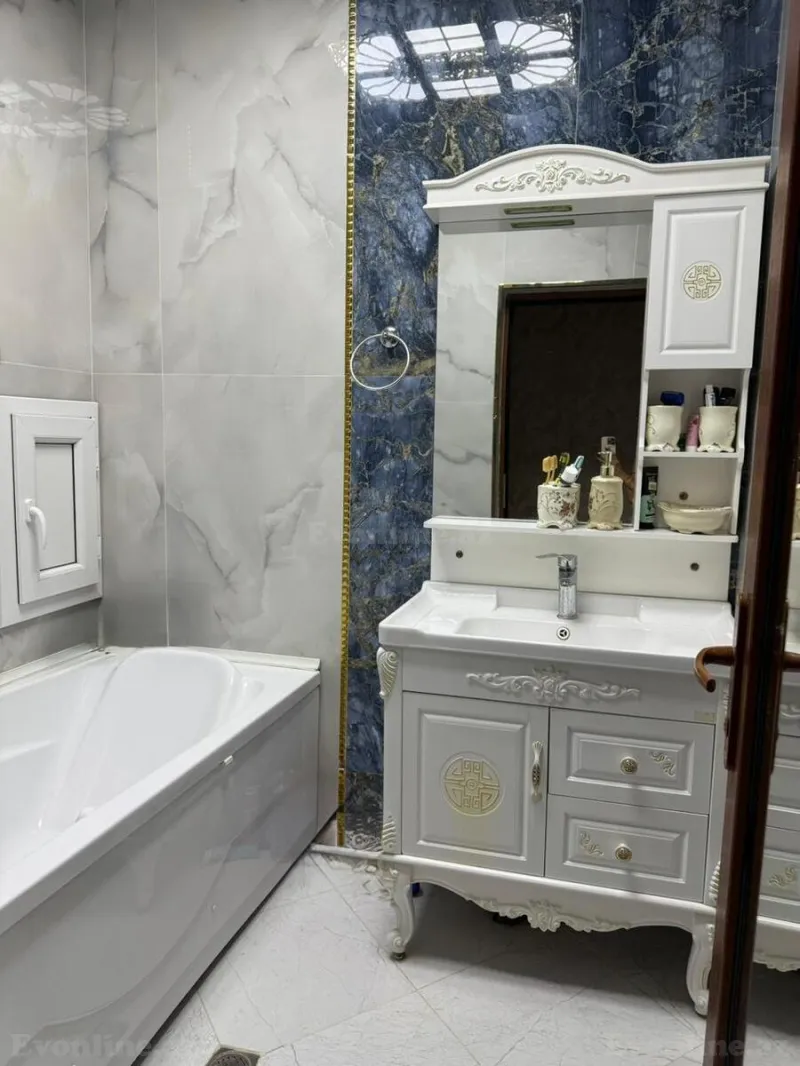 Satılır 3 otaqlı Mənzil Yeni tikili 136 m² 8 Noyabr m. - şəkil 14