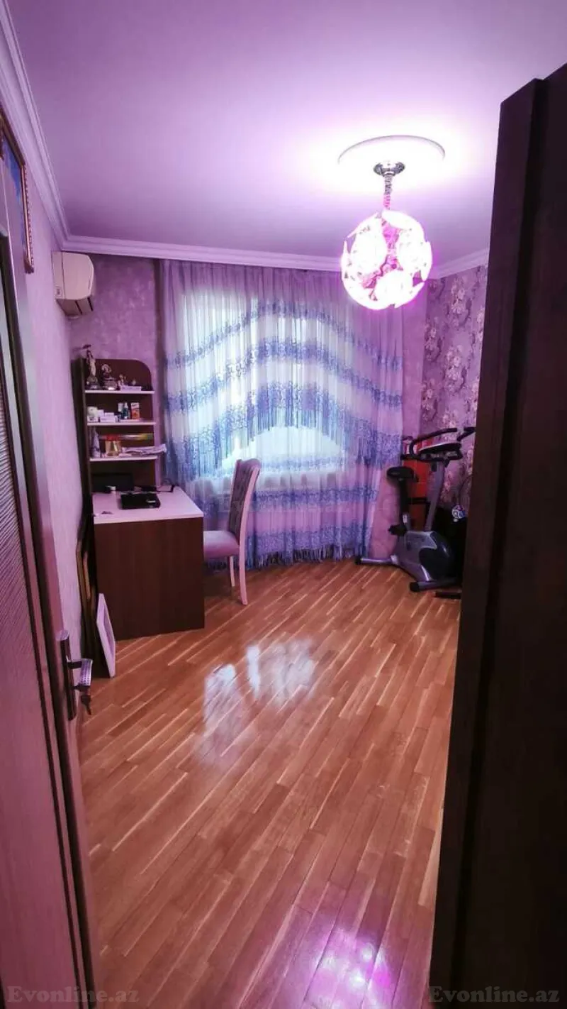 Satılır 3 otaqlı Mənzil Köhnə tikili 80 m² Səbail r. - şəkil 4