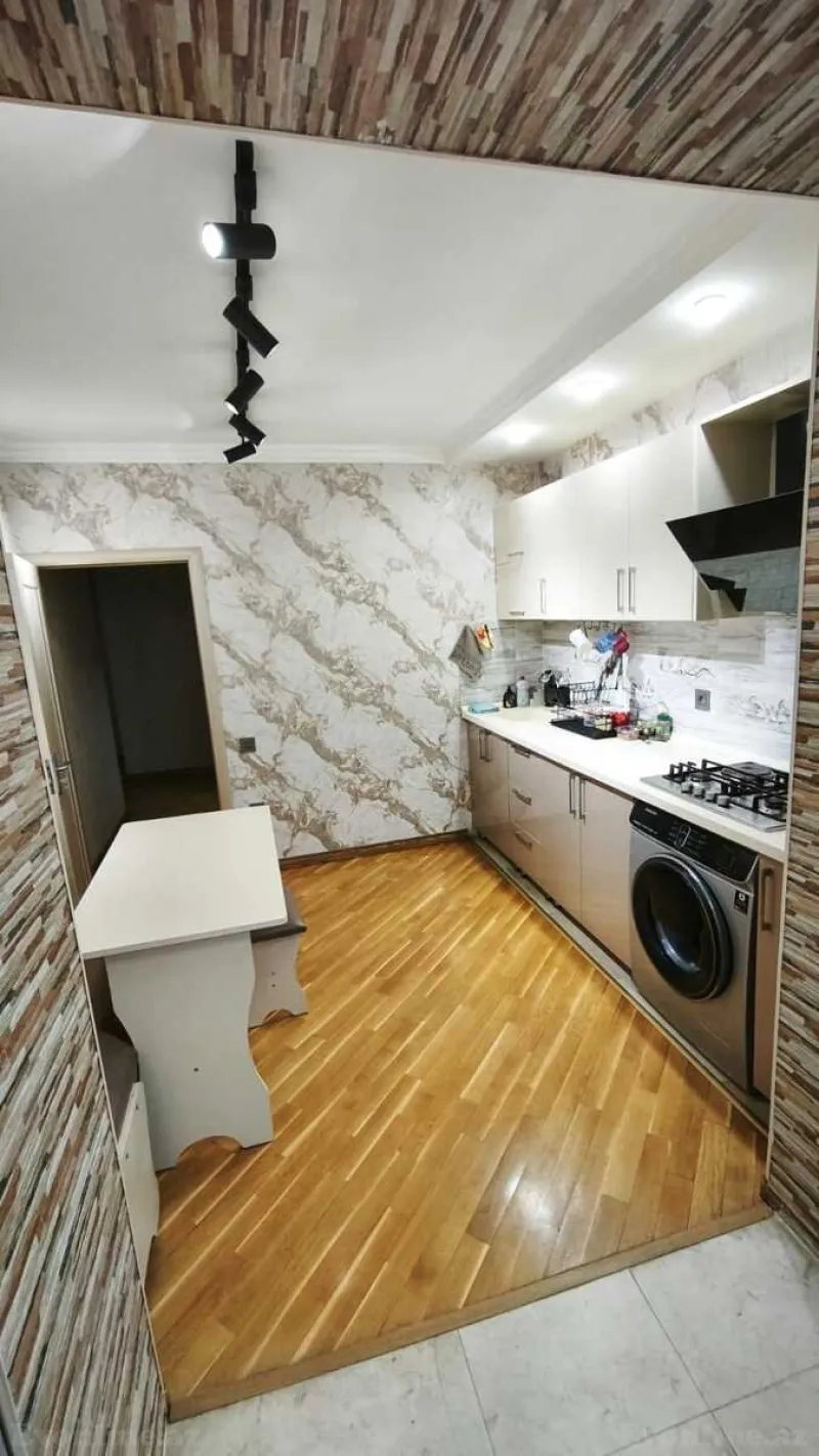 Satılır 3 otaqlı Mənzil Köhnə tikili 80 m² Səbail r. - şəkil 9