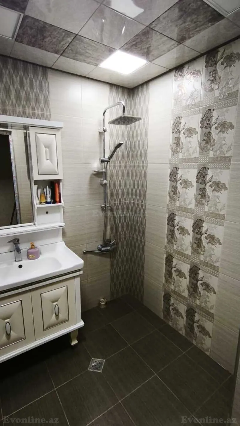 Satılır 3 otaqlı Mənzil Köhnə tikili 80 m² Səbail r. - şəkil 16