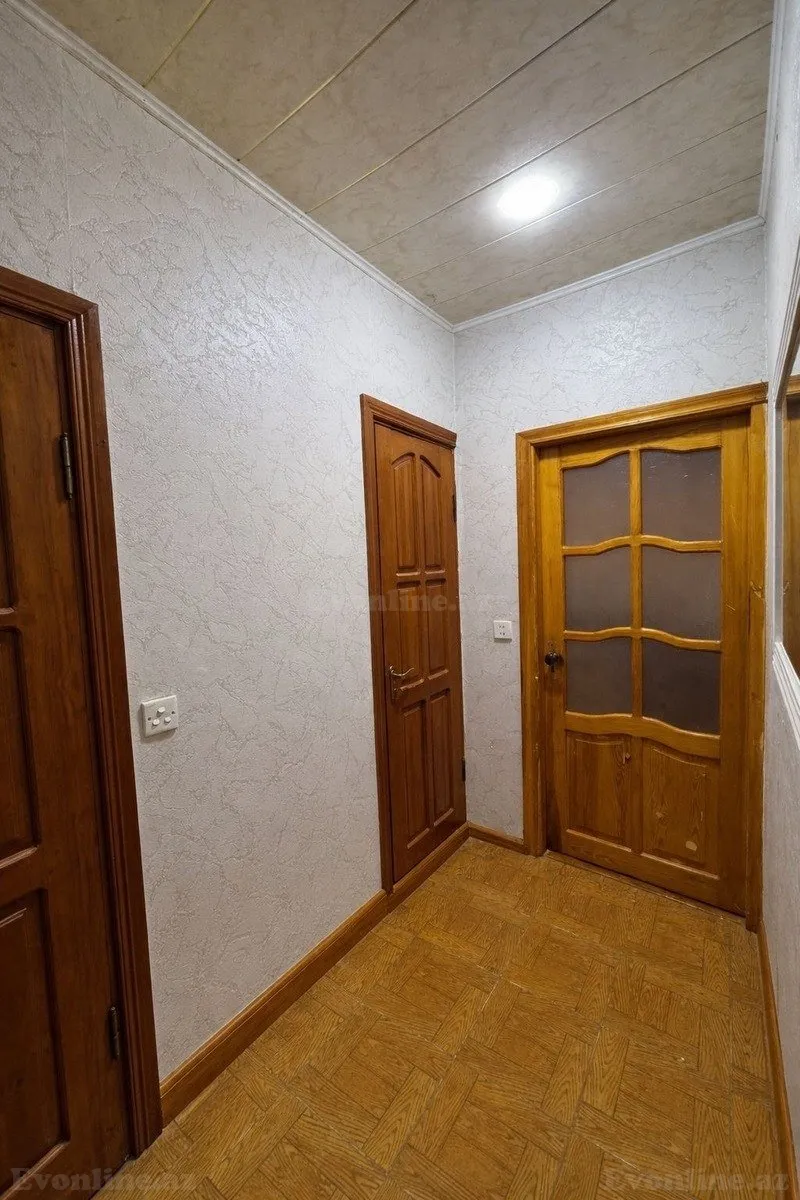 Satılır 2 otaqlı Mənzil Köhnə tikili 55 m² 5-ci mikrorayon - şəkil 6