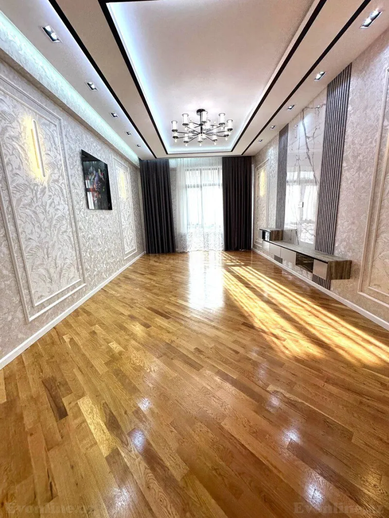 Satılır 3 otaqlı Mənzil Yeni tikili 127 m² Qara Qarayev m.