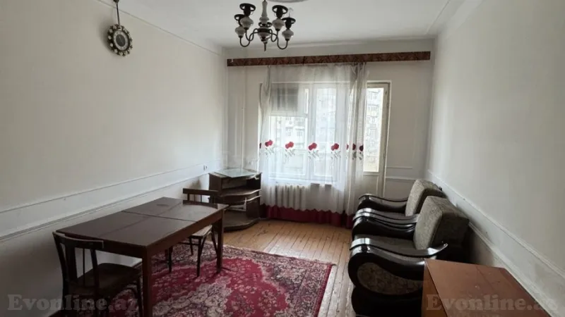 Satılır 3 otaqlı Mənzil Köhnə tikili 72 m² Suraxanı r.