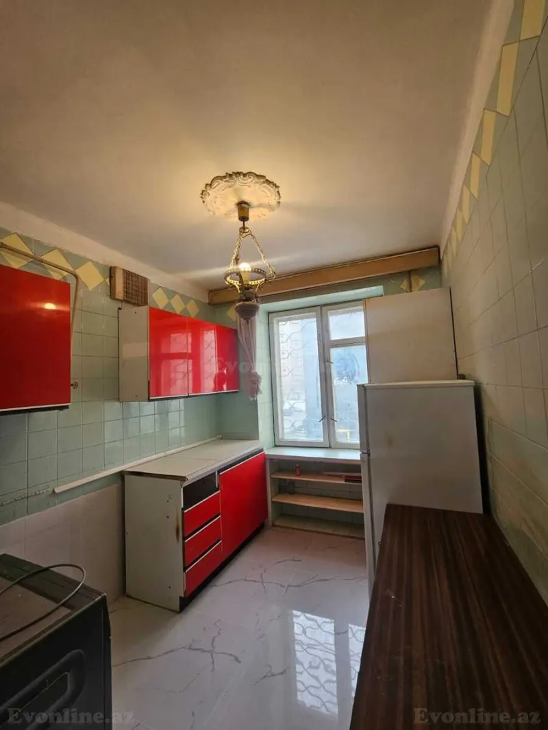 Satılır 3 otaqlı Mənzil Köhnə tikili 62 m² Nəsimi r. - şəkil 6